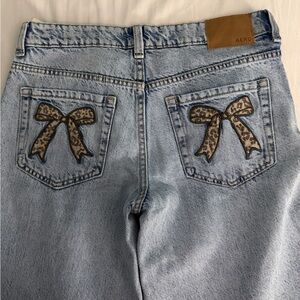 Aeropostale Light Blue High-Rise Jeans with Leopard Bow Patches